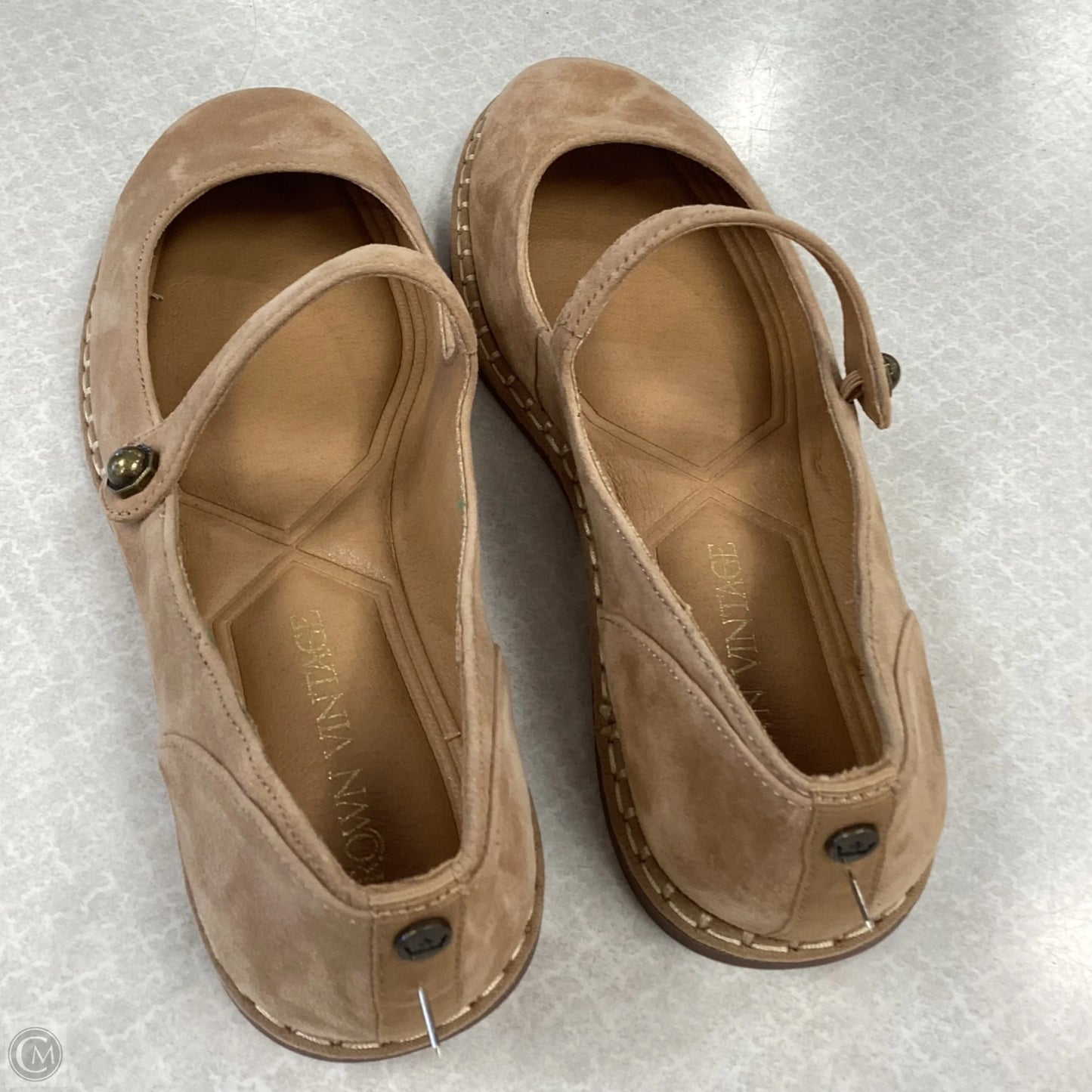 Shoes Flats By Crown Vintage In Brown, Size: 8