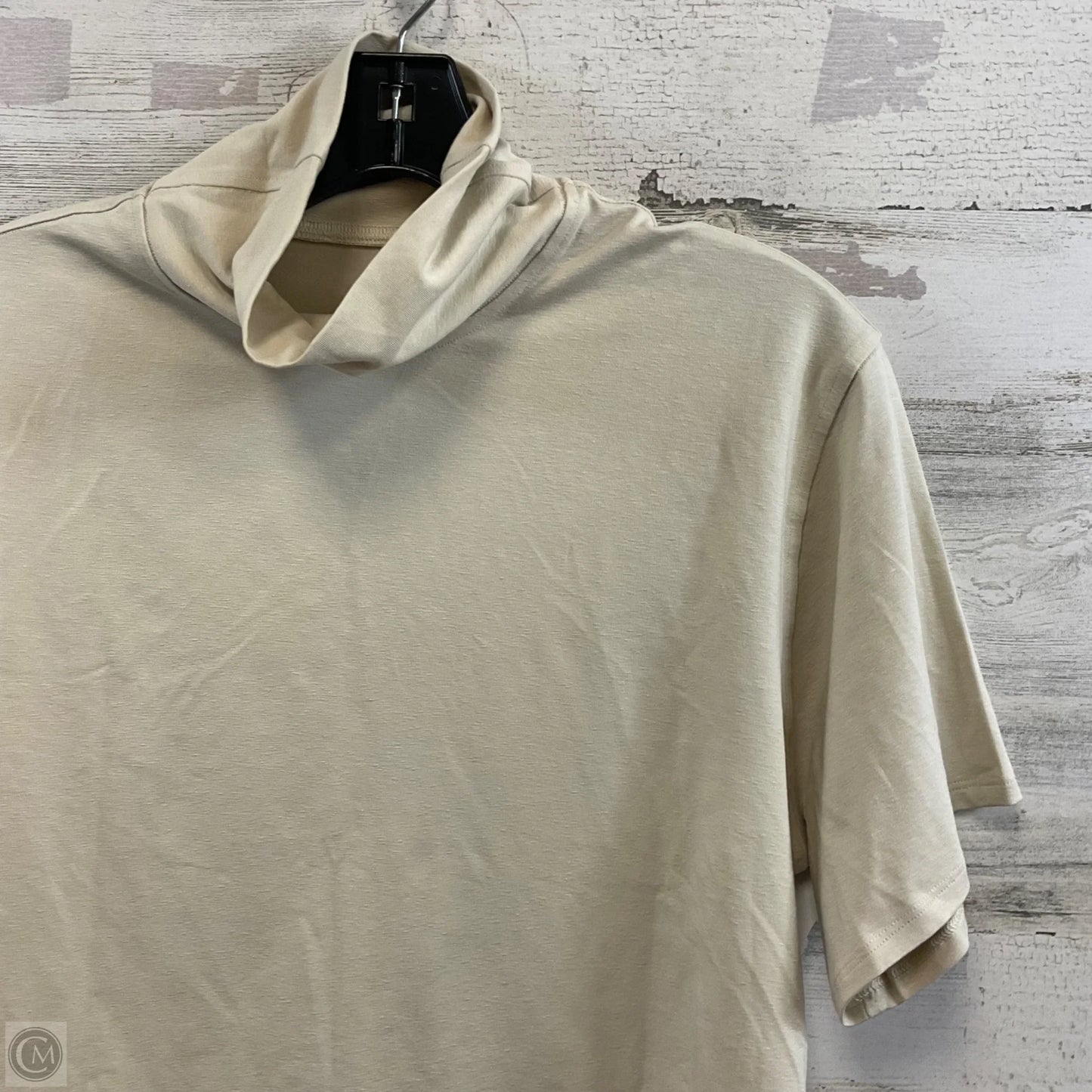 Athletic Top Short Sleeve By Lululemon In Cream, Size: S