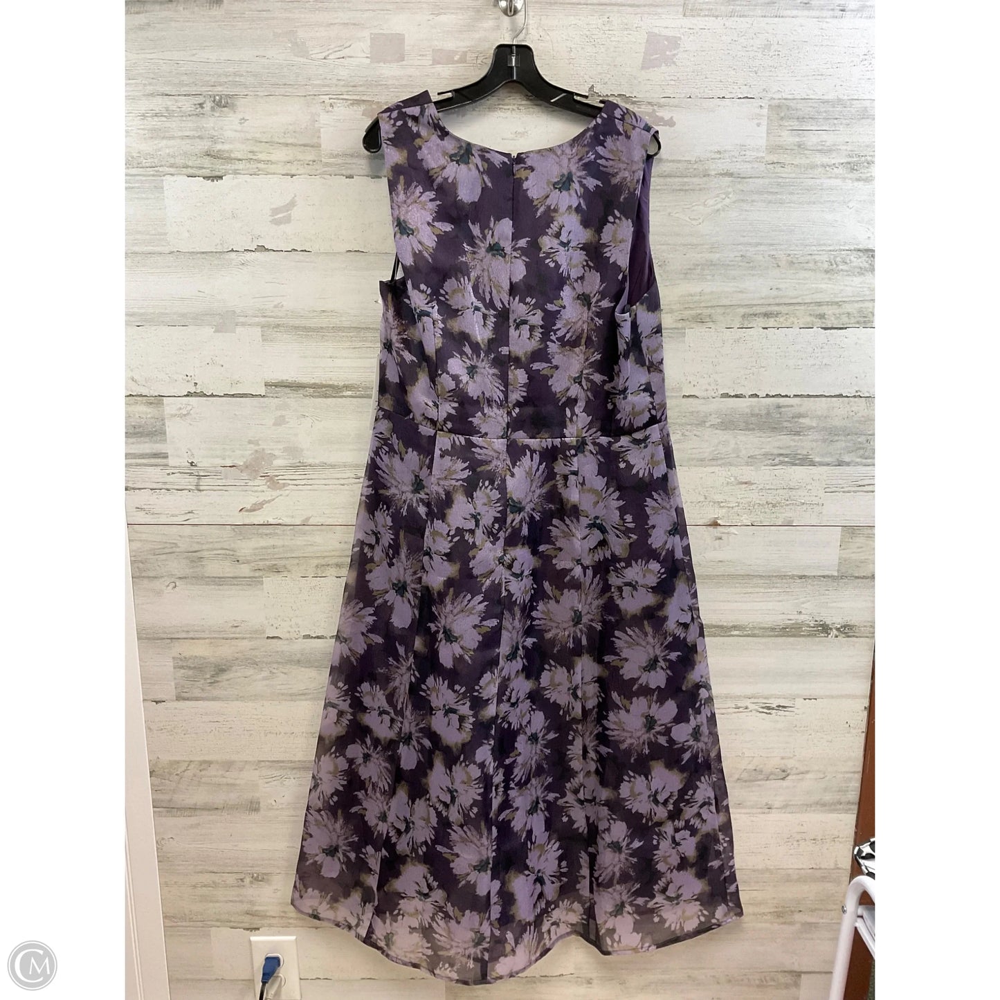 Dress Party Long By Maggy London In Purple, Size: Xl
