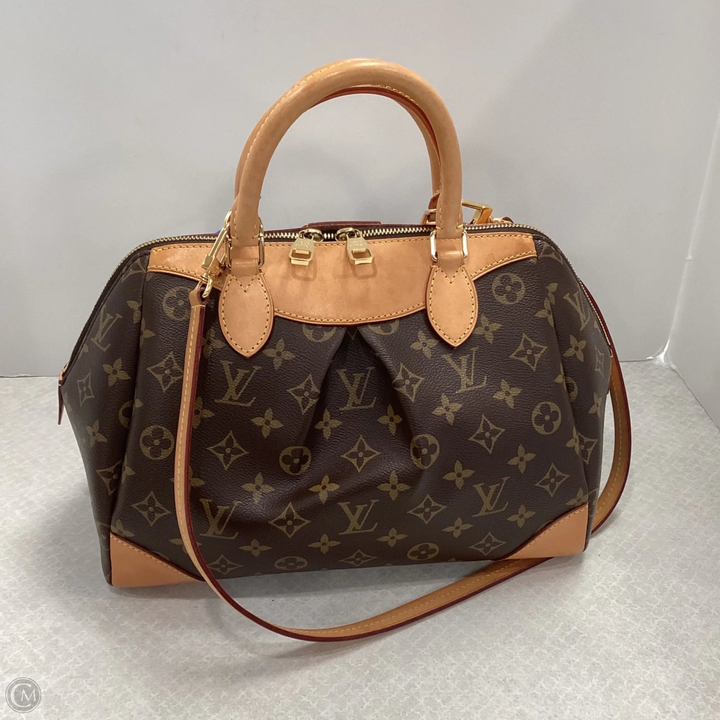 Handbag Luxury Designer By Louis Vuitton, Size: Large