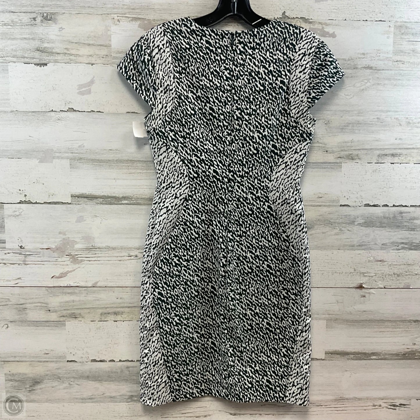 Dress Designer By Diane Von Furstenberg In Green, Size: Xs