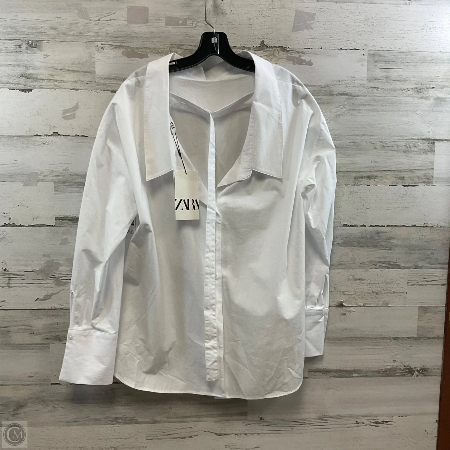 Top Long Sleeve By Zara In White, Size: L