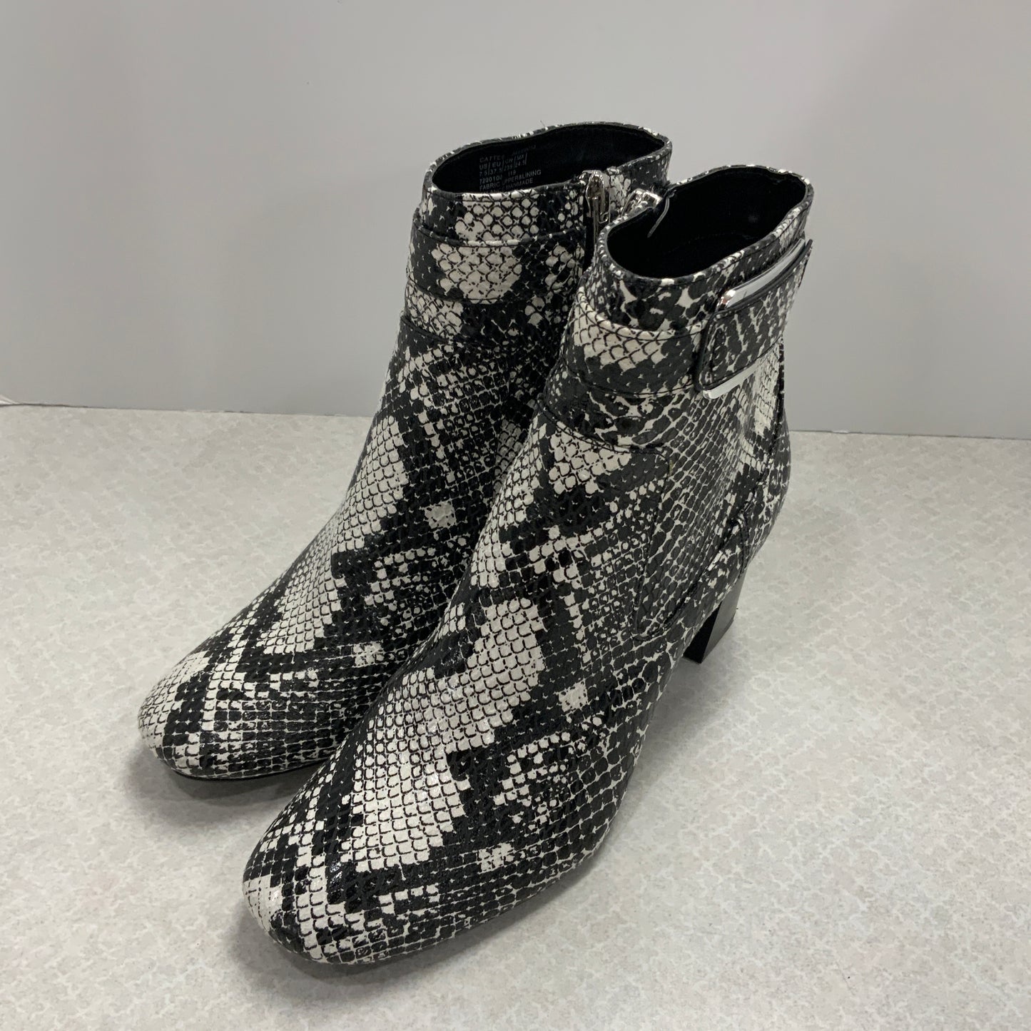 Boots Ankle Heels By Calvin Klein In Black, Size: 7.5
