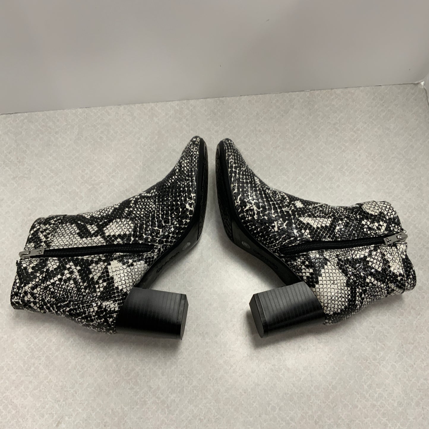 Boots Ankle Heels By Calvin Klein In Black, Size: 7.5