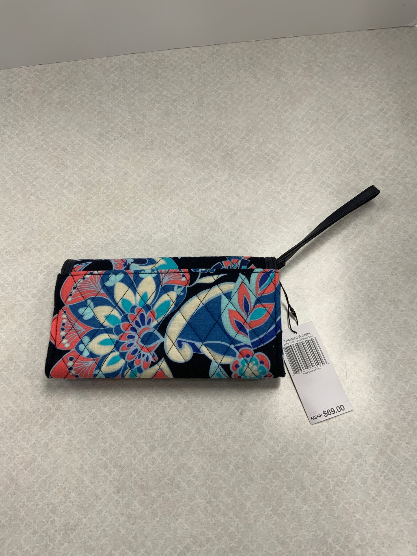 Wallet By Vera Bradley, Size: Large