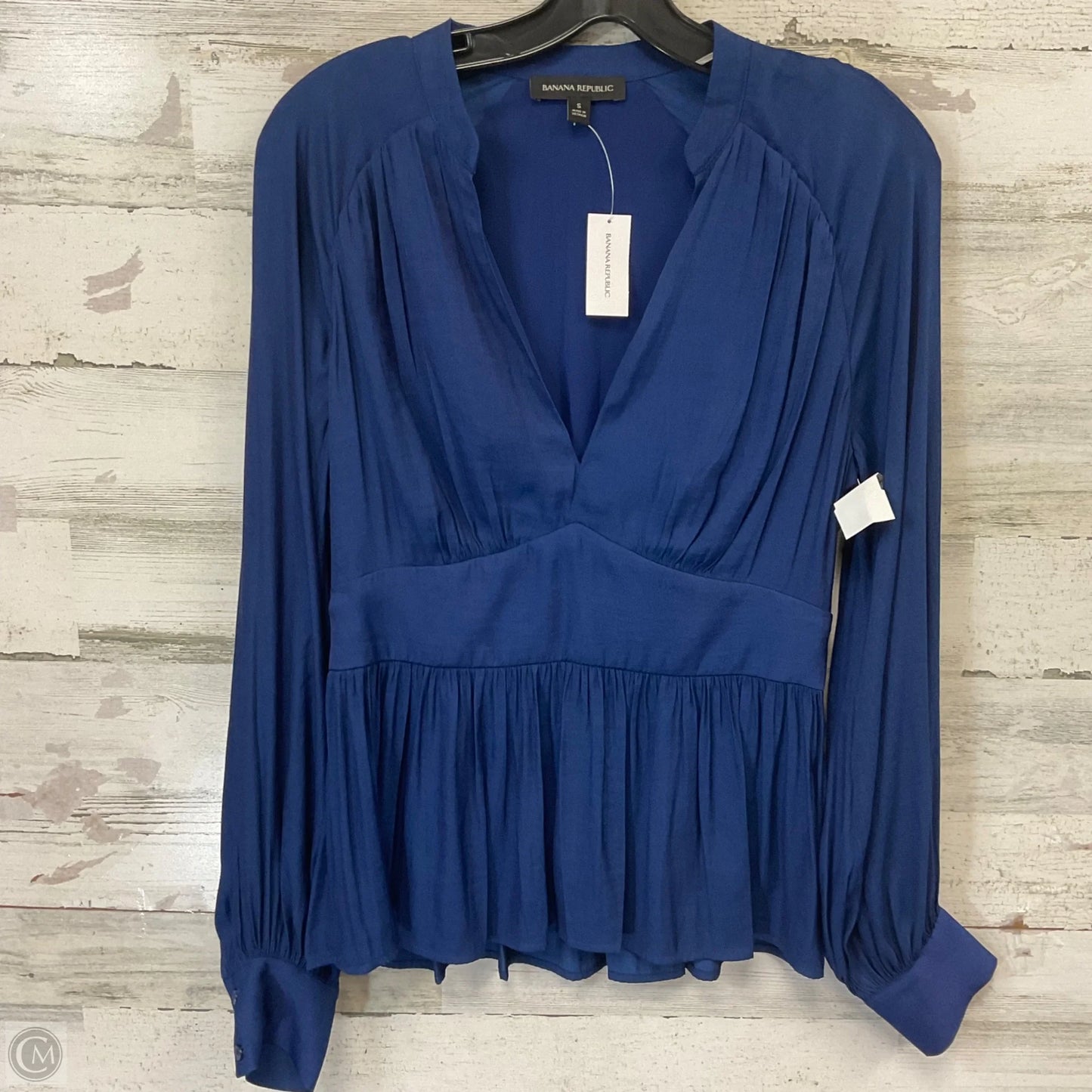 Top Long Sleeve By Banana Republic In Blue, Size: S