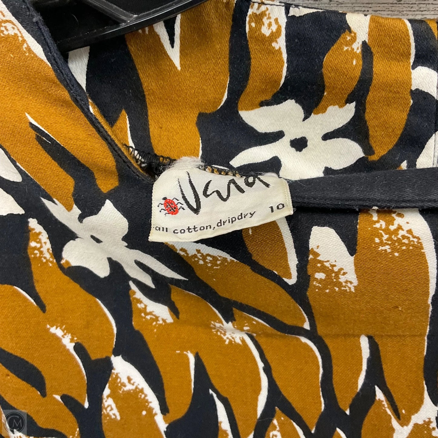 Blouse 3/4 Sleeve By VETRA In Brown, Size: M