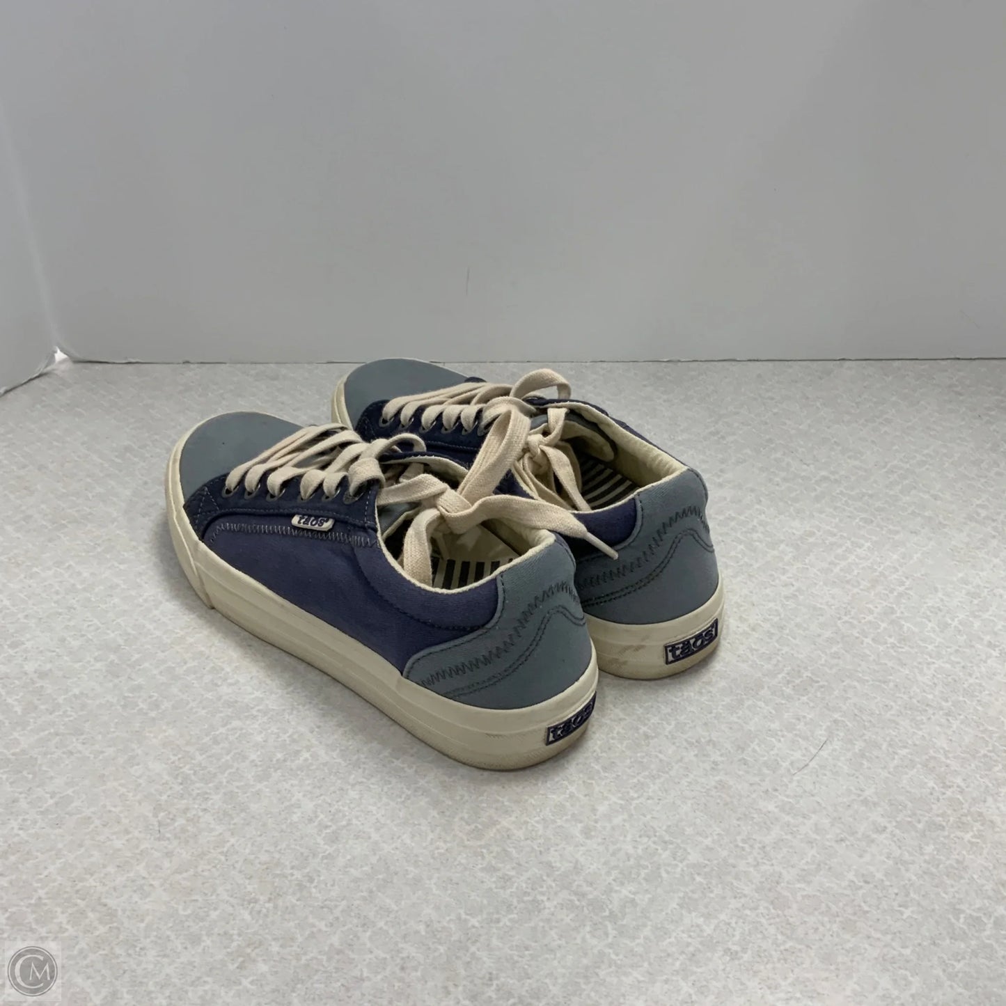 Shoes Sneakers By Taos In Blue, Size: 7.5