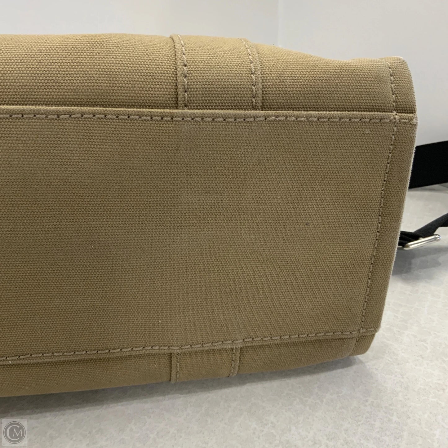 Handbag Designer By Marc Jacobs, Size: Medium