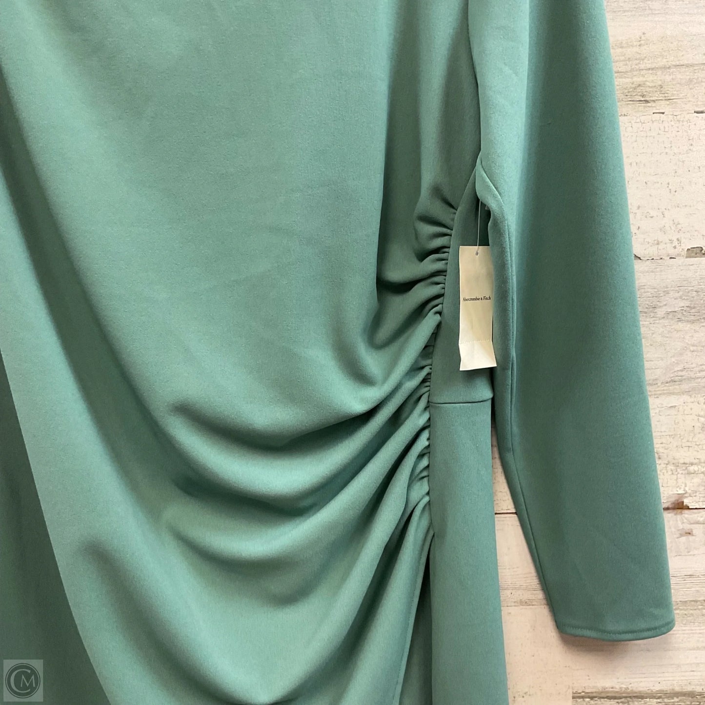 Dress Casual Short By Abercrombie And Fitch In Green, Size: Xlp