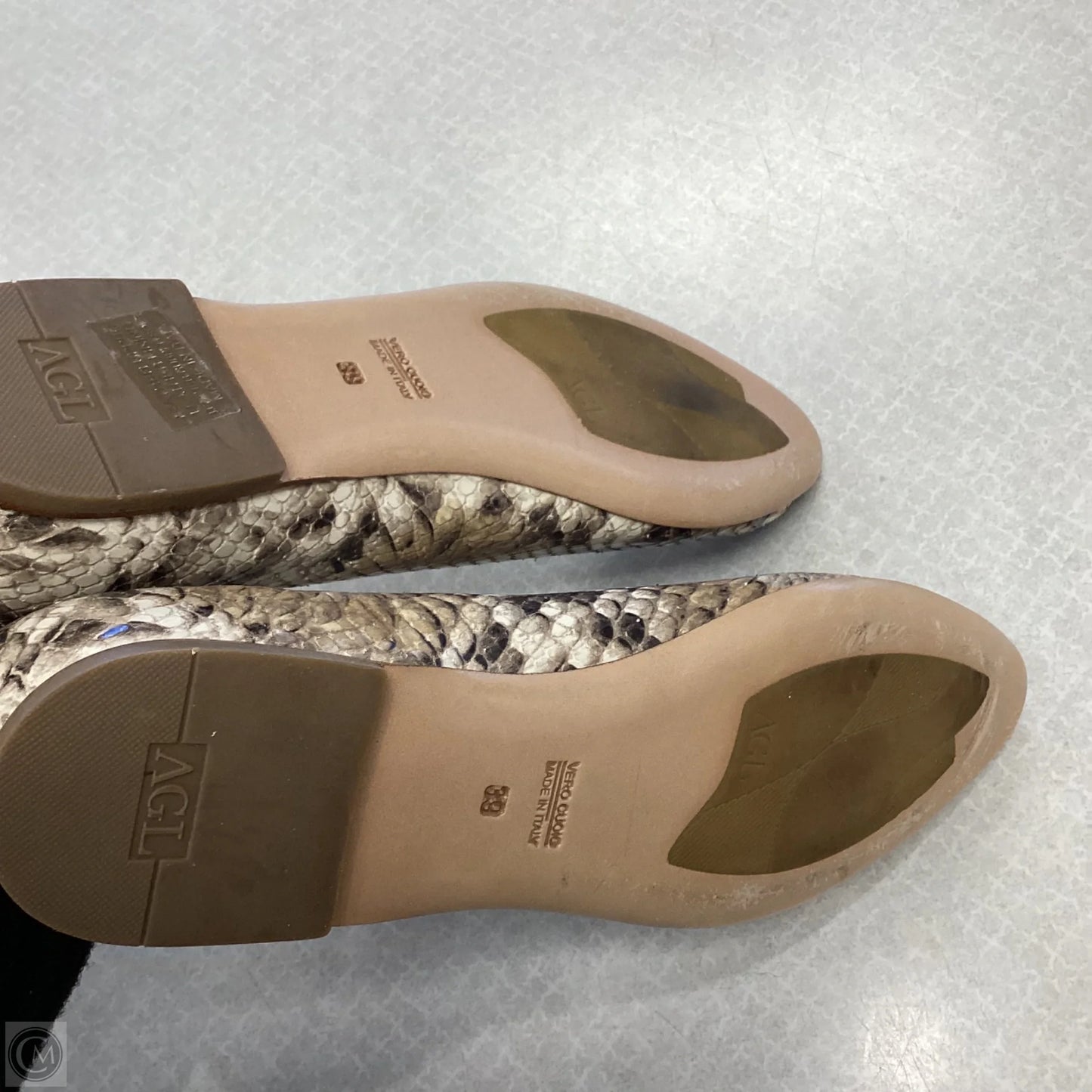 Sandals Flats By Agl In Animal Print, Size: 8.5