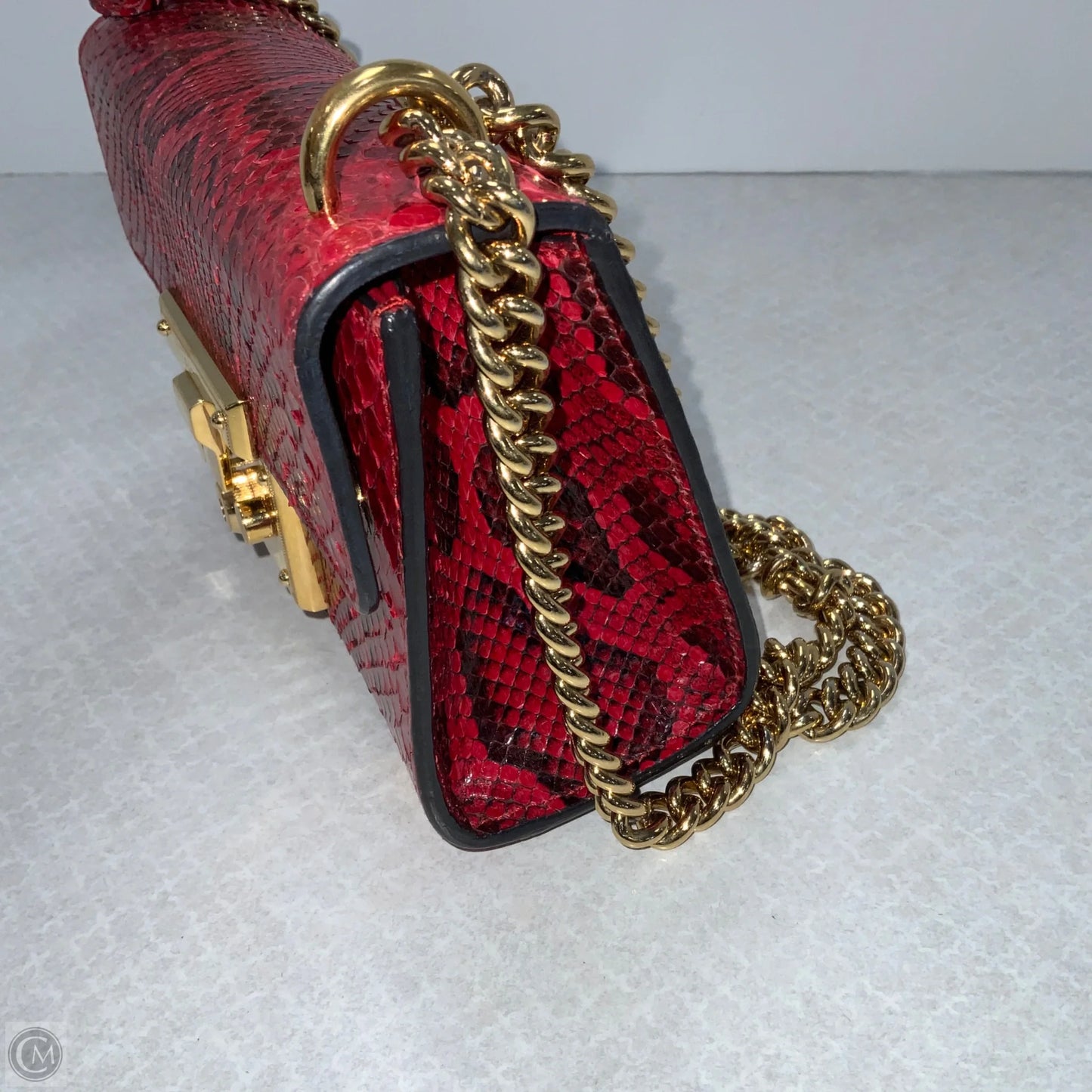 Handbag Luxury Designer By Gucci, Size: Small