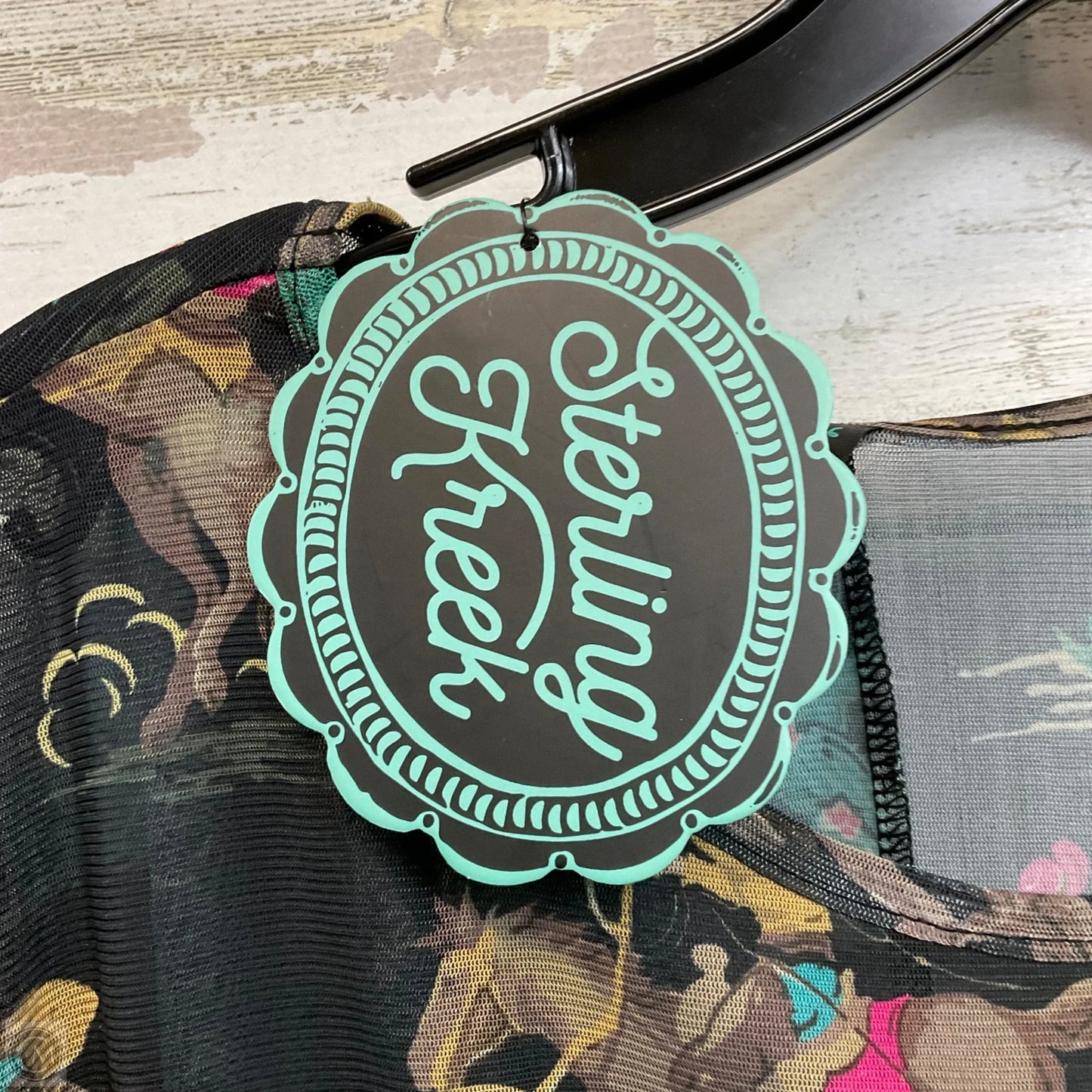 Top Short Sleeve By Sterling Kreek In Black, Size: Xs