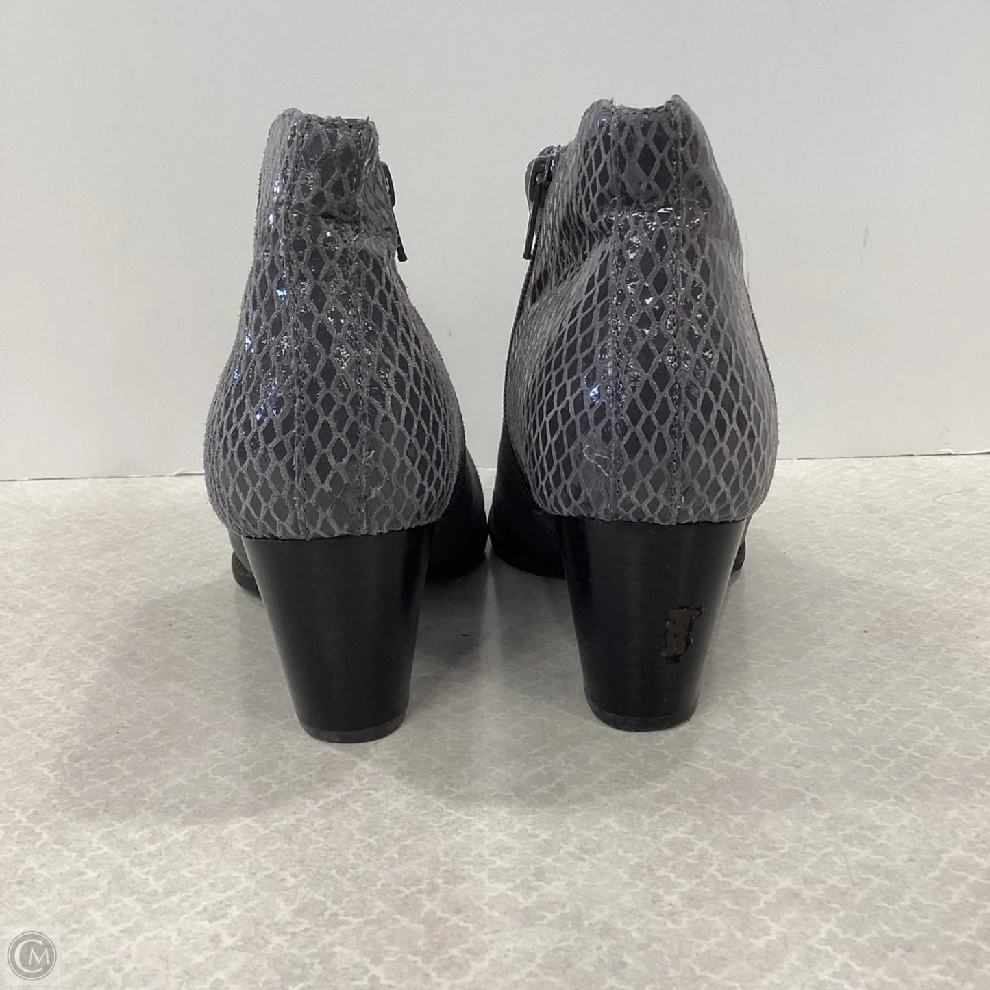 Boots Ankle Heels By Vionic In Grey, Size: 8