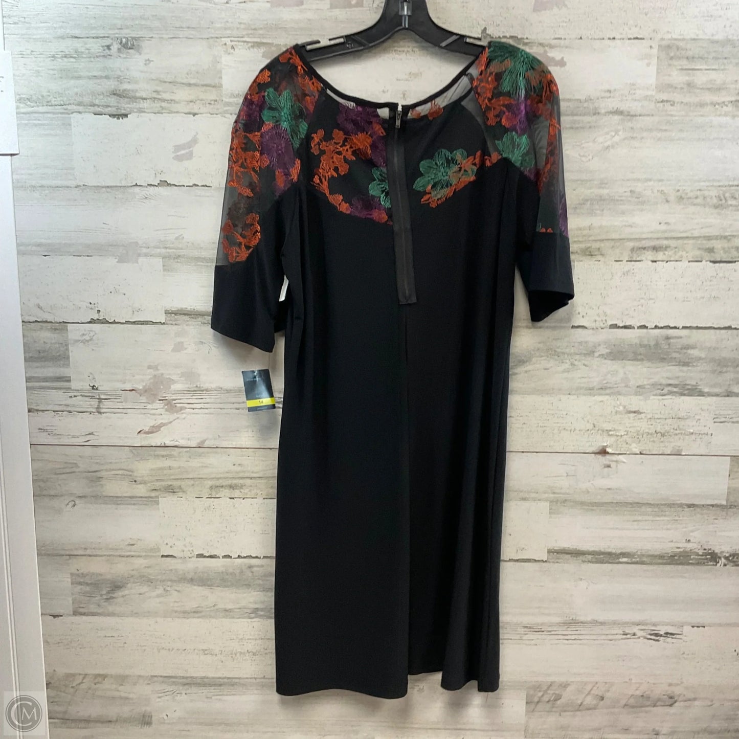 Dress Casual Short By Gabby Skye In Black, Size: L