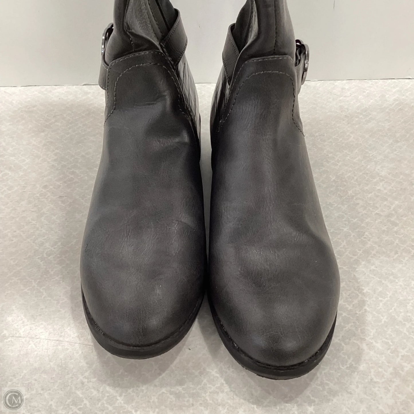 Boots Knee Flats By Kendra Scott In Grey, Size: 8