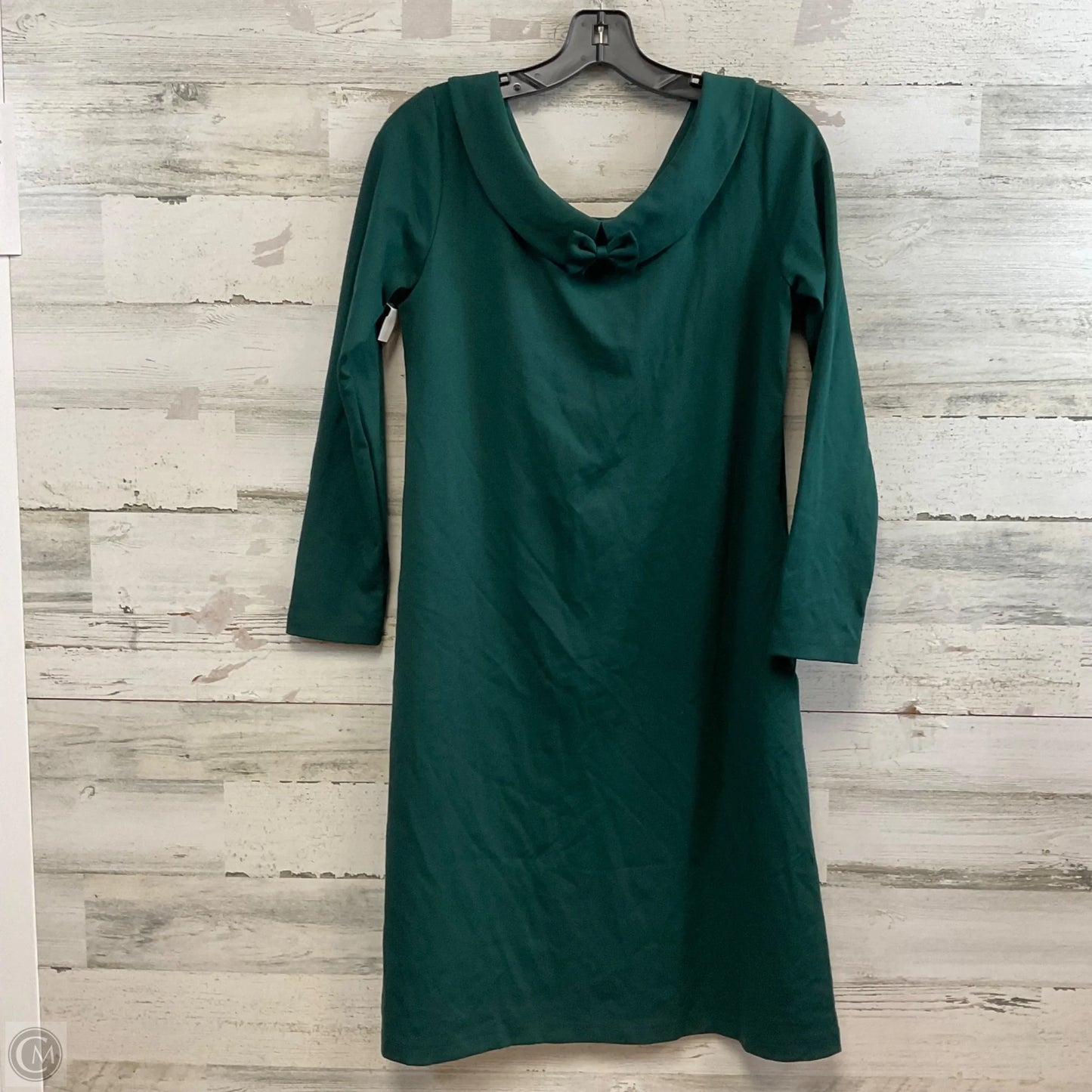 Dress Casual Short By LE MUSE In Green, Size: M