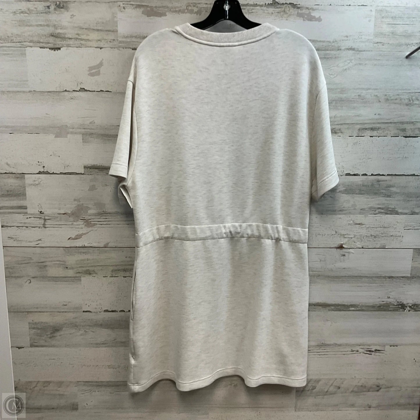 Dress Casual Short By Varley In Grey, Size: Xl