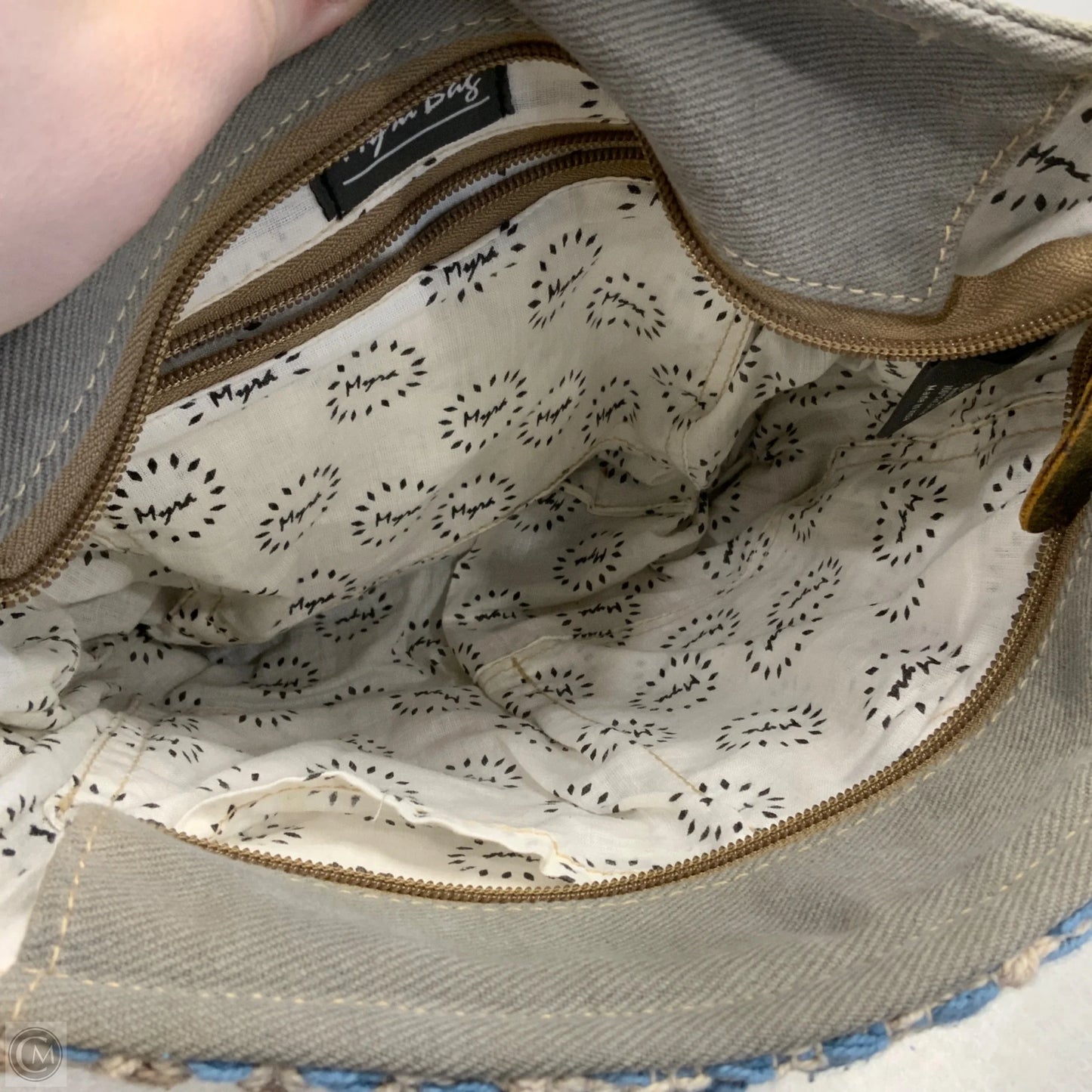 Handbag By Myra, Size: Medium