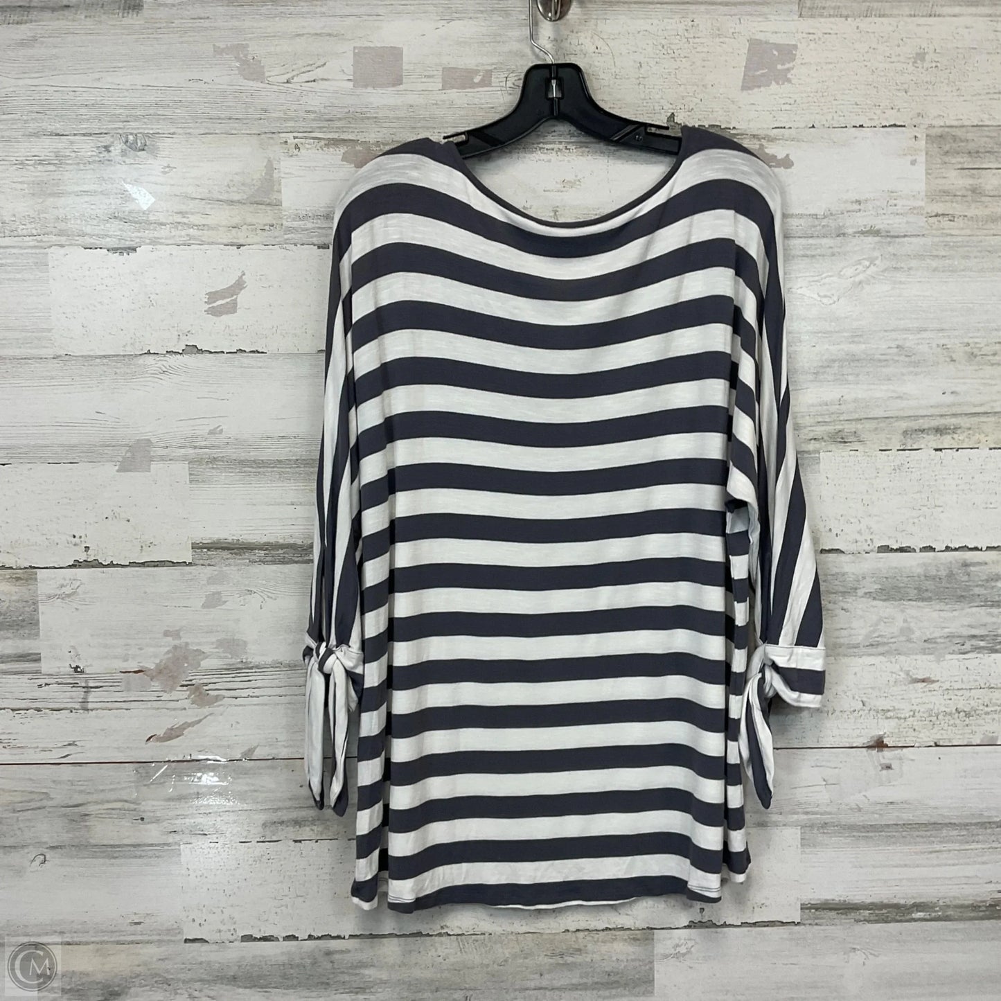 Top Long Sleeve By Soft Surroundings In Grey, Size: L