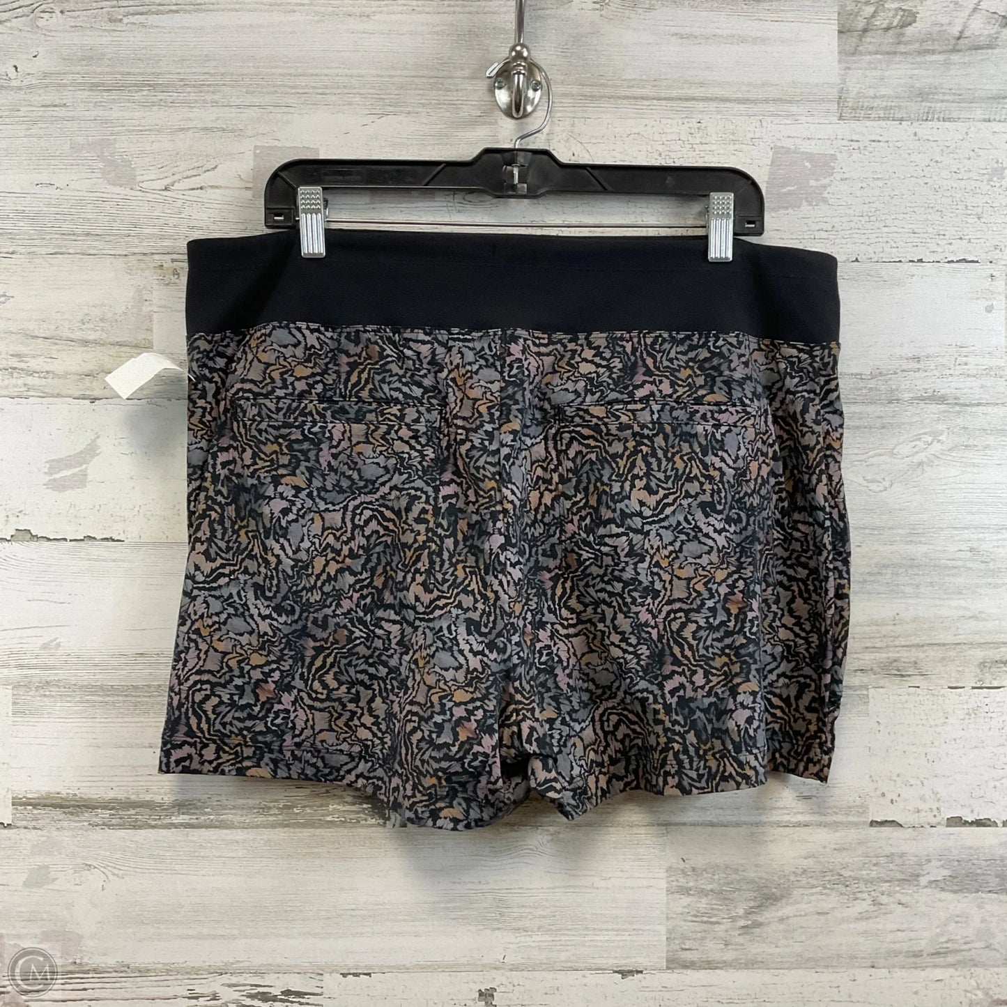 Athletic Shorts By Athleta In Black, Size: Xl