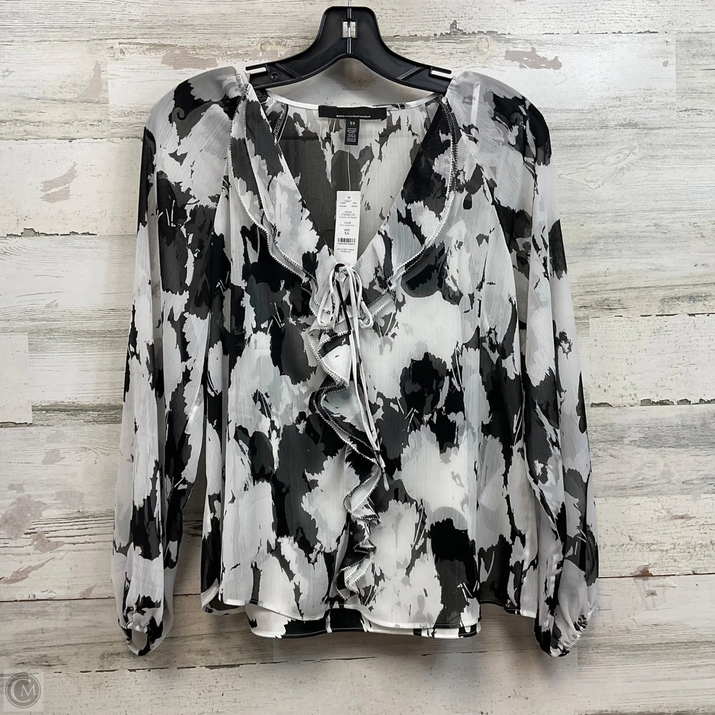 Blouse Long Sleeve By White House Black Market In Black & White, Size: Xs