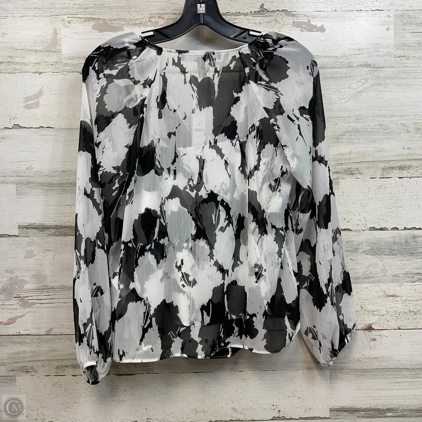 Blouse Long Sleeve By White House Black Market In Black & White, Size: Xs