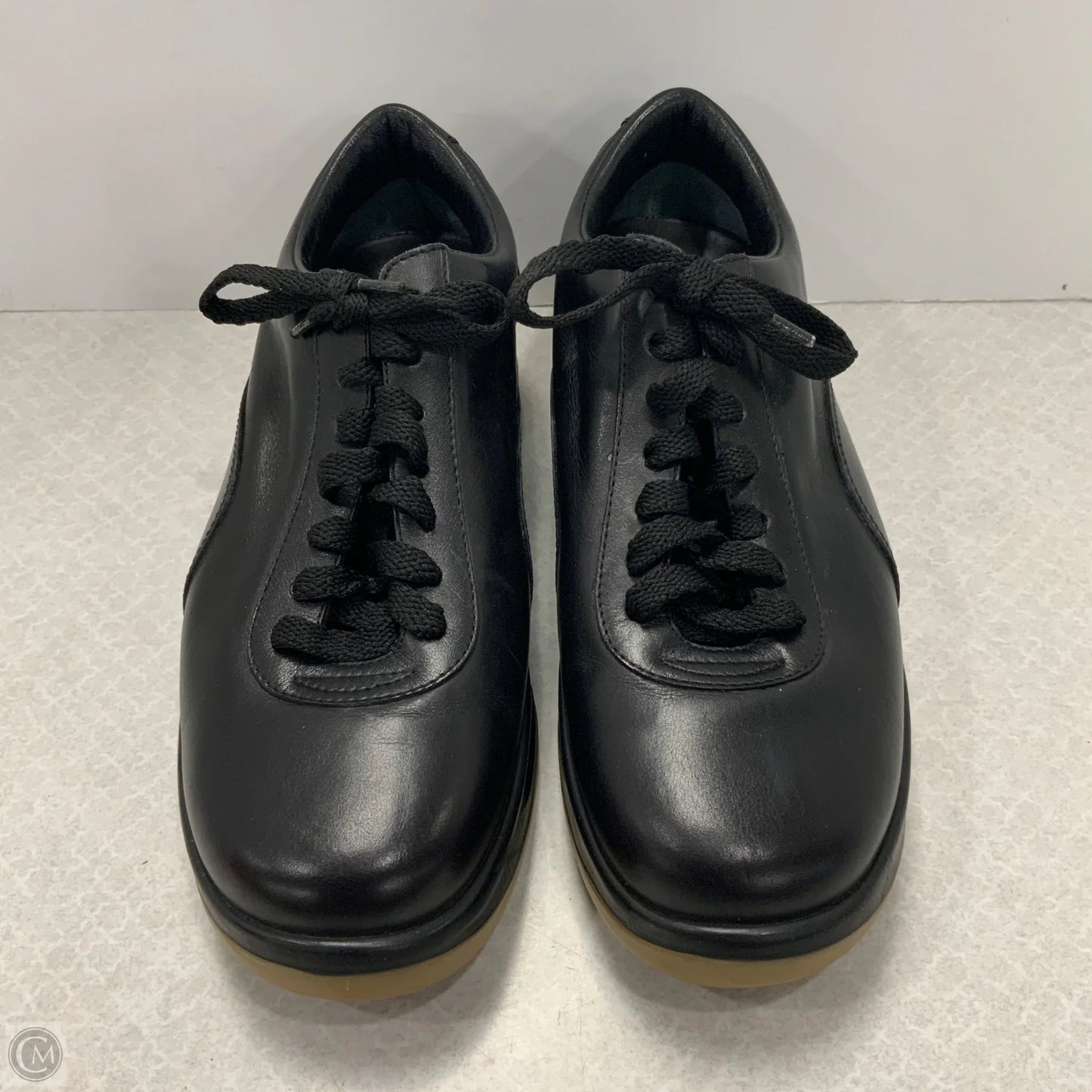 Shoes Luxury Designer By Louis Vuitton In Black, Size: 6.5