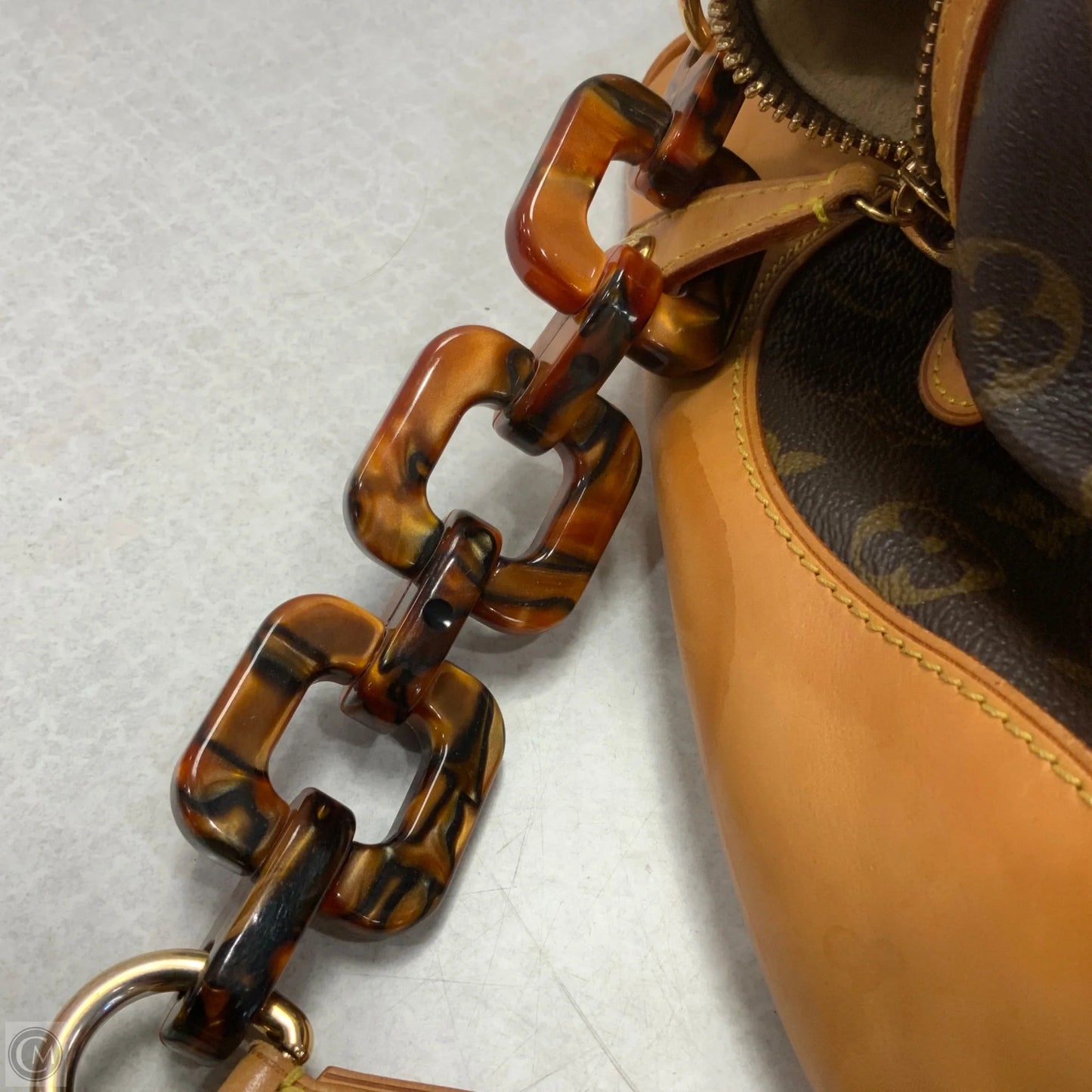 Handbag Luxury Designer By Louis Vuitton, Size: Large