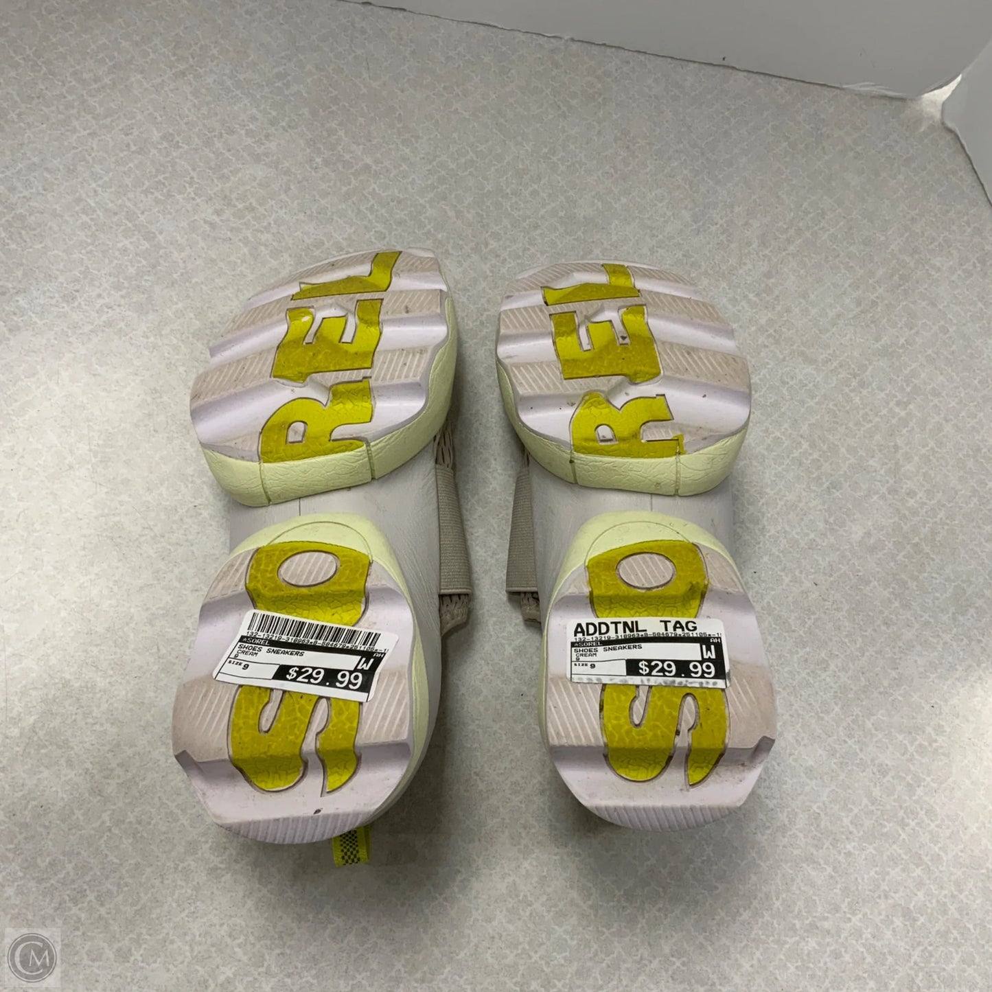 Shoes Sneakers By Sorel In Cream, Size: 9