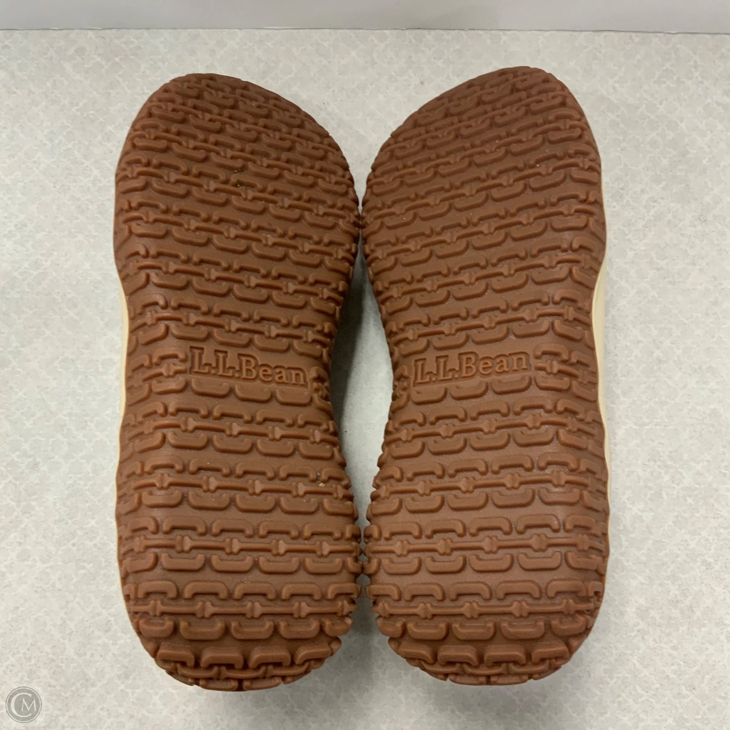 Shoes Sneakers By L.l. Bean In Maroon, Size: 8