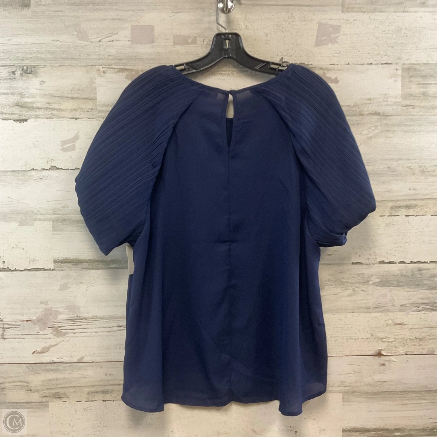 Top Short Sleeve By Umgee In Navy, Size: L