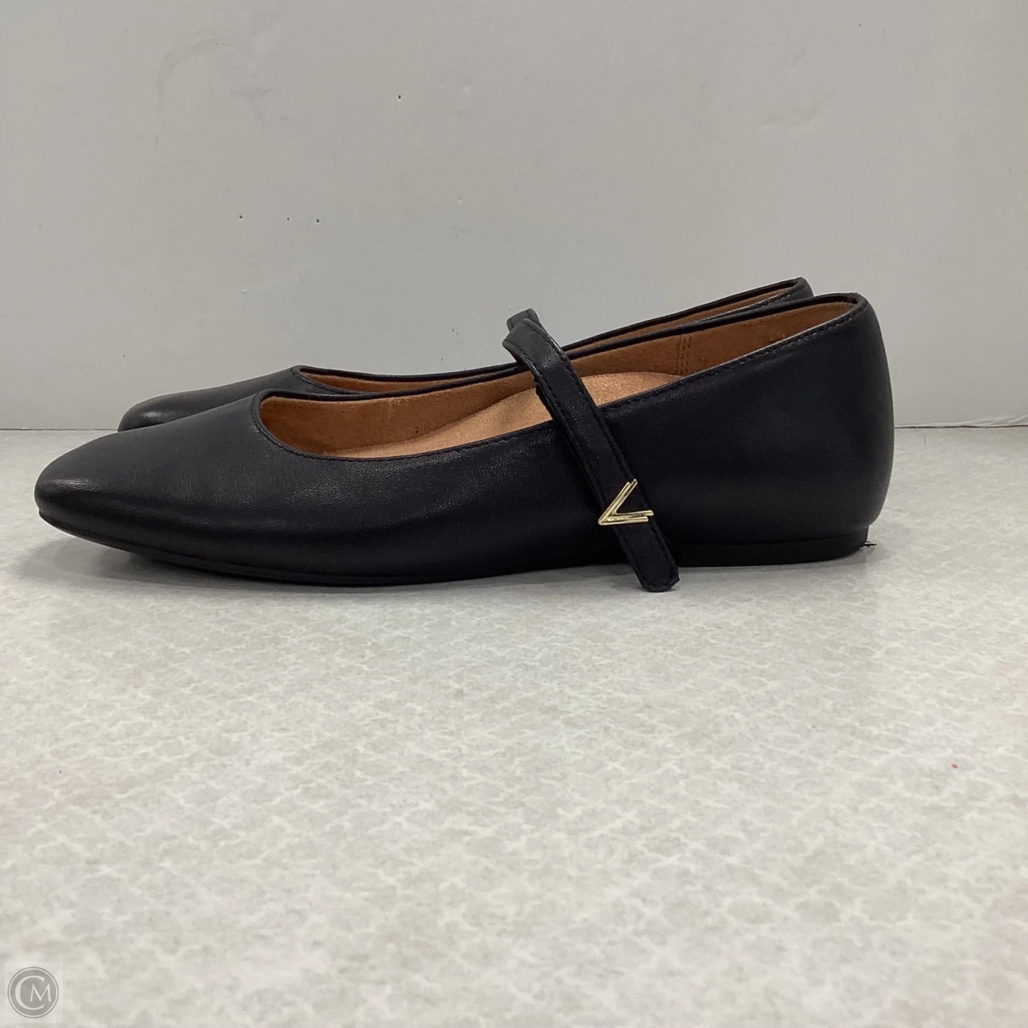 Shoes Flats By Vionic In Black, Size: 7