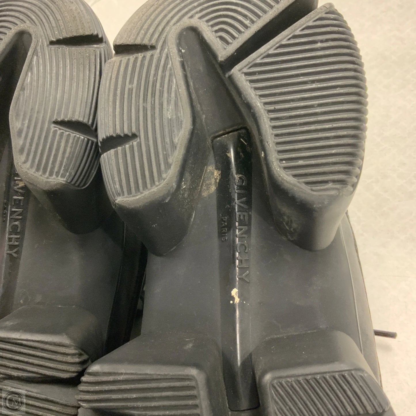 Shoes Luxury Designer By Givenchy In Black, Size: 10.5