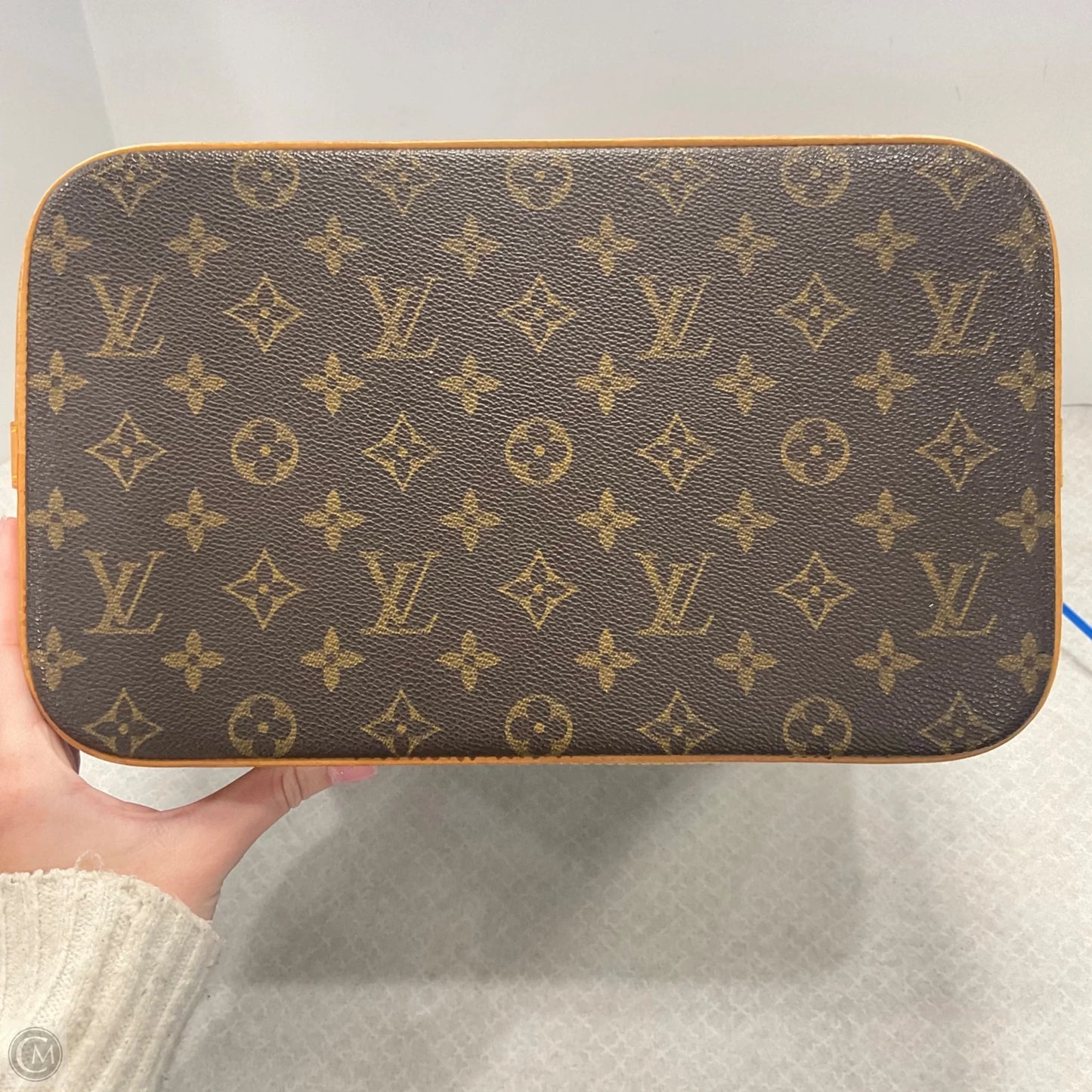 Handbag Luxury Designer By Louis Vuitton, Size: Large