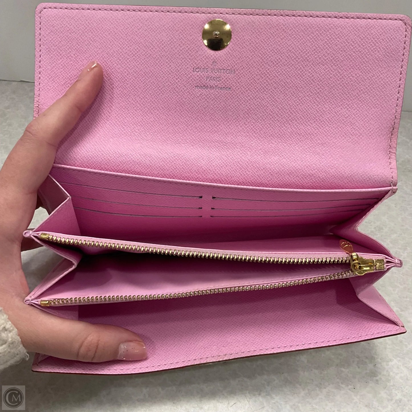 Wallet Luxury Designer By Louis Vuitton, Size: Medium