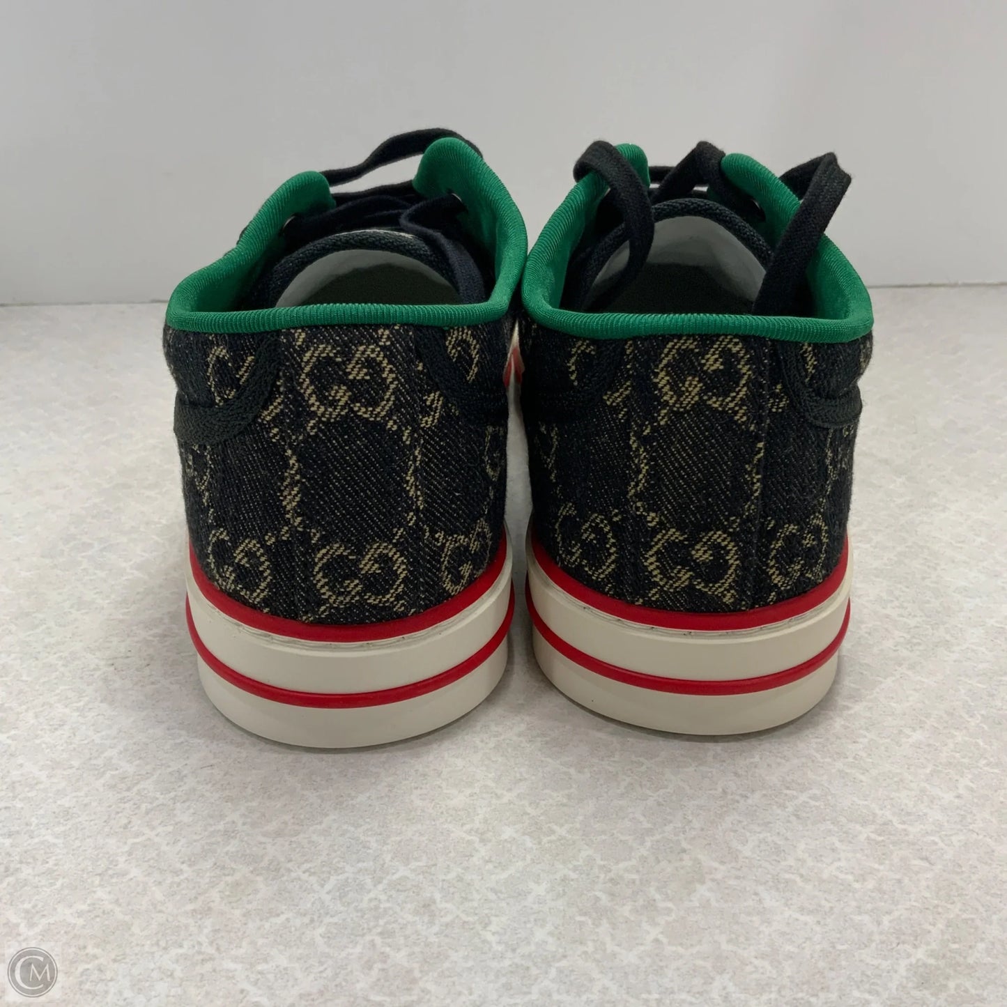 Shoes Luxury Designer By Gucci In Black, Size: 10