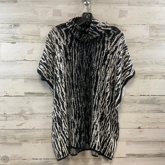 Poncho By Ming Wang In Black & White, Size: S/ M