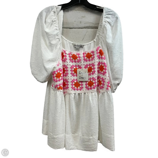 Top Short Sleeve By Davi & Dani In White, Size: L