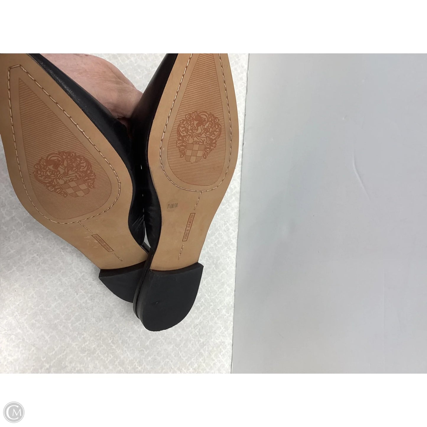 Shoes Flats By Vince Camuto In Black, Size: 7.5