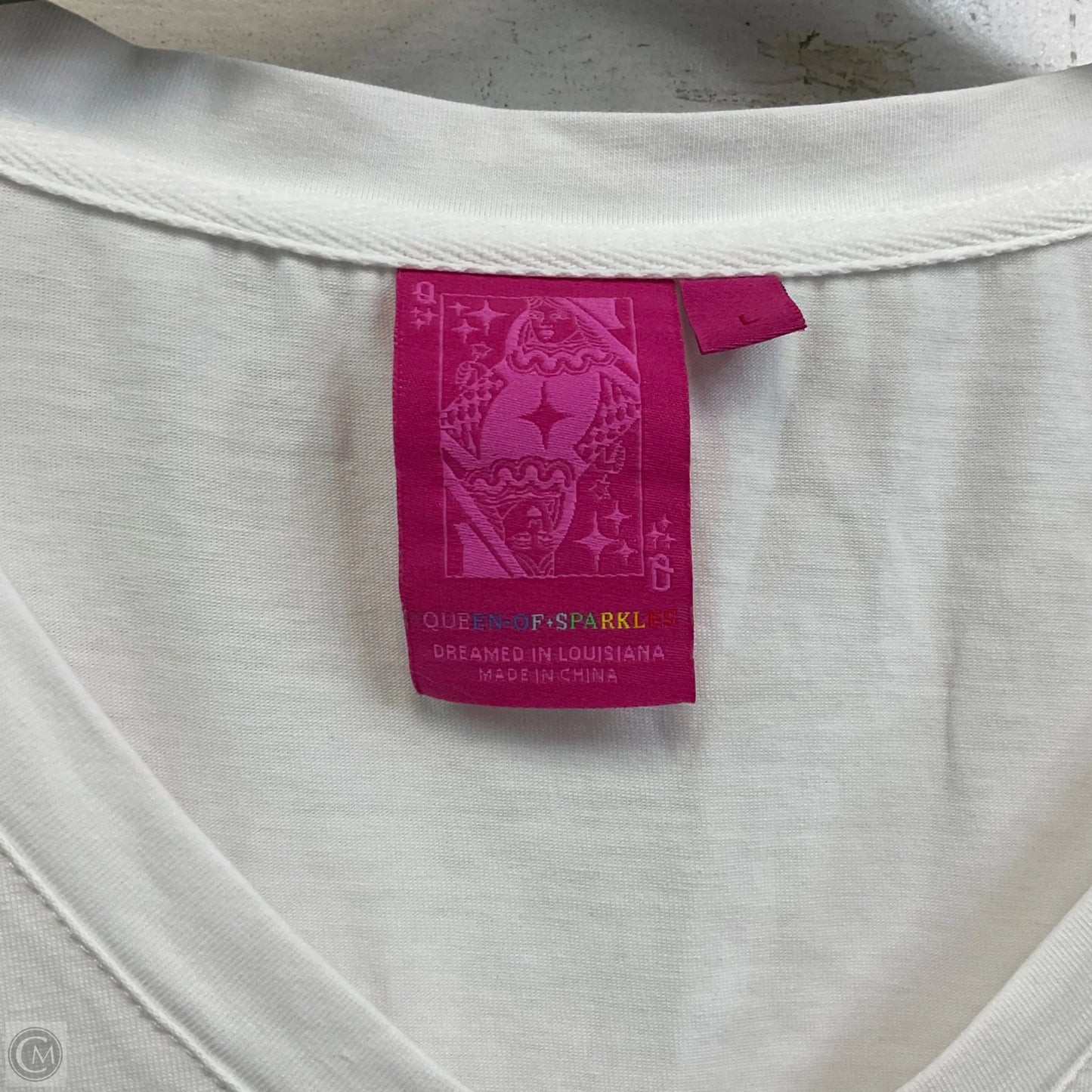 Top Short Sleeve By Queen of Sparkles In White, Size: L