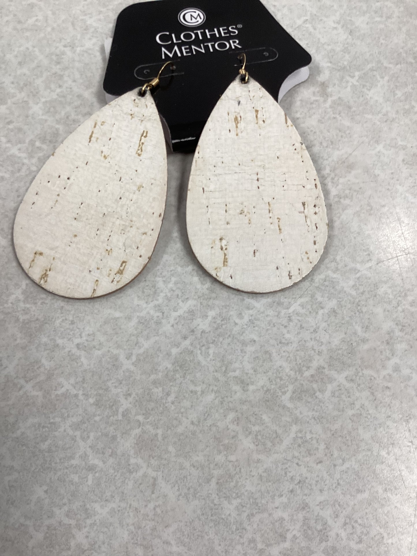 Earrings Dangle/drop By Nickel & Suede