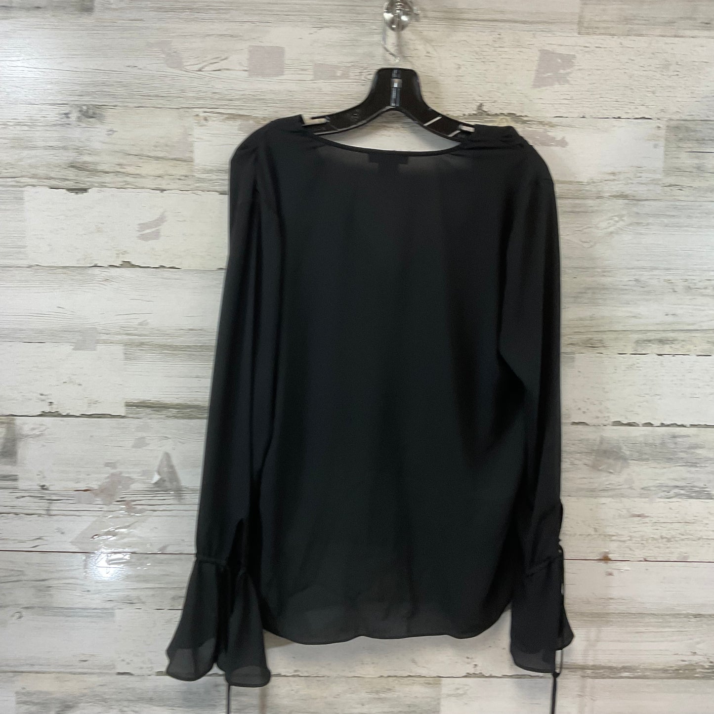 Top Long Sleeve By Trouve In Black, Size: L