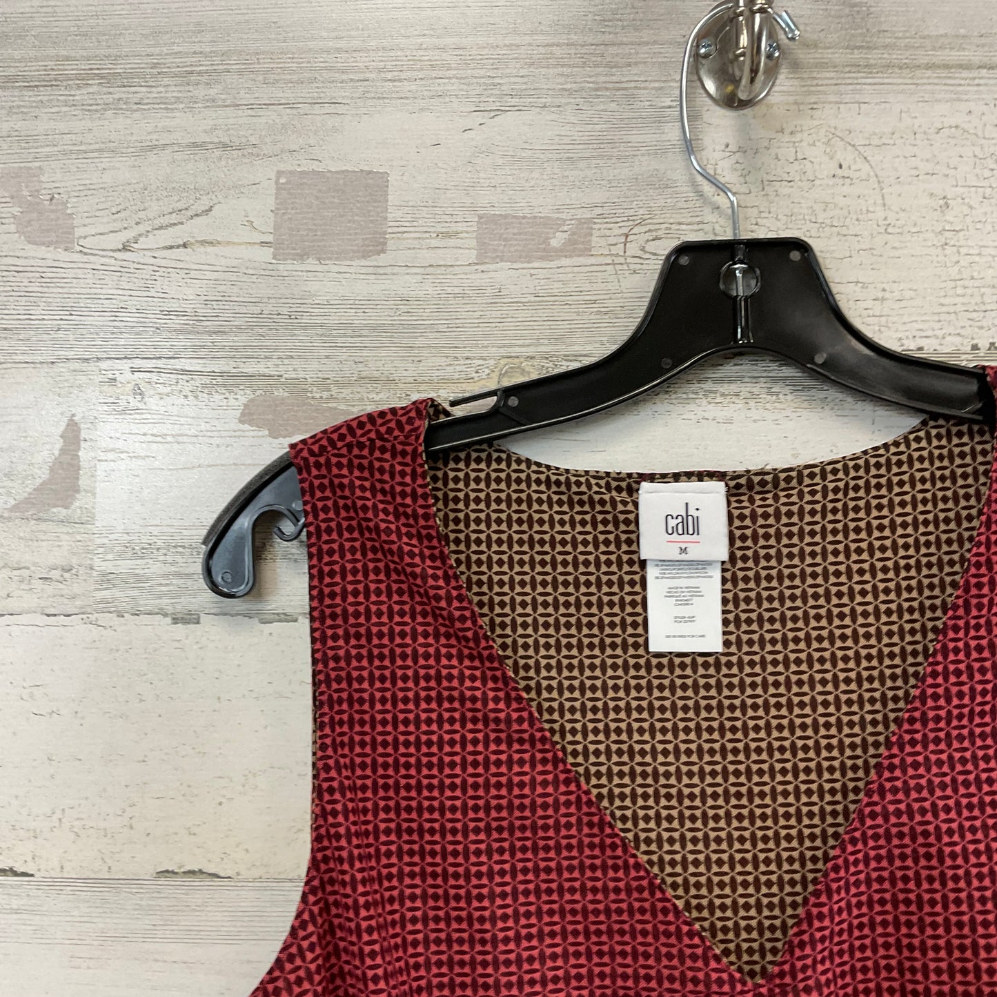 Top Sleeveless By Cabi In Red, Size: M