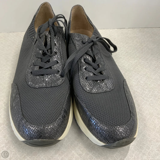 Shoes Sneakers By Naturalizer In Grey, Size: 10