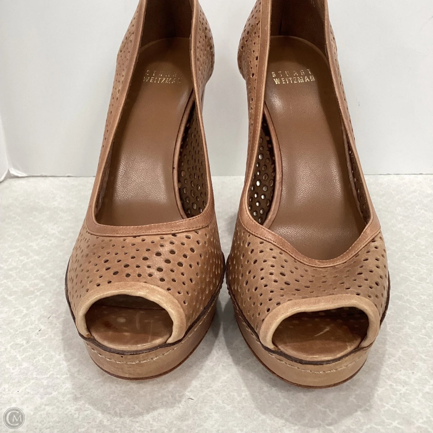Sandals Designer By Stuart Weitzman In Brown, Size: 8.5