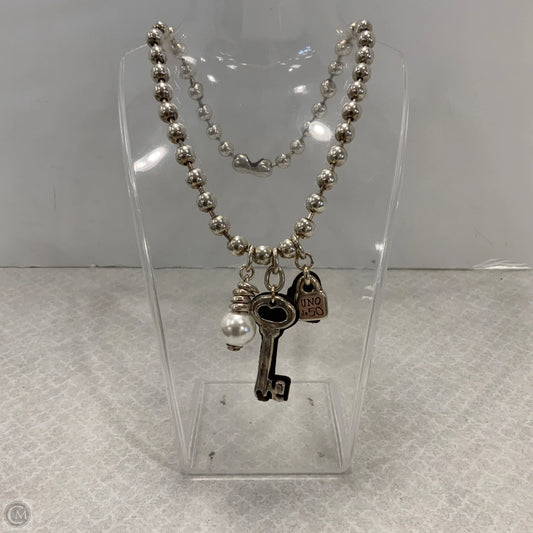 Necklace Pendant By Uno De 50