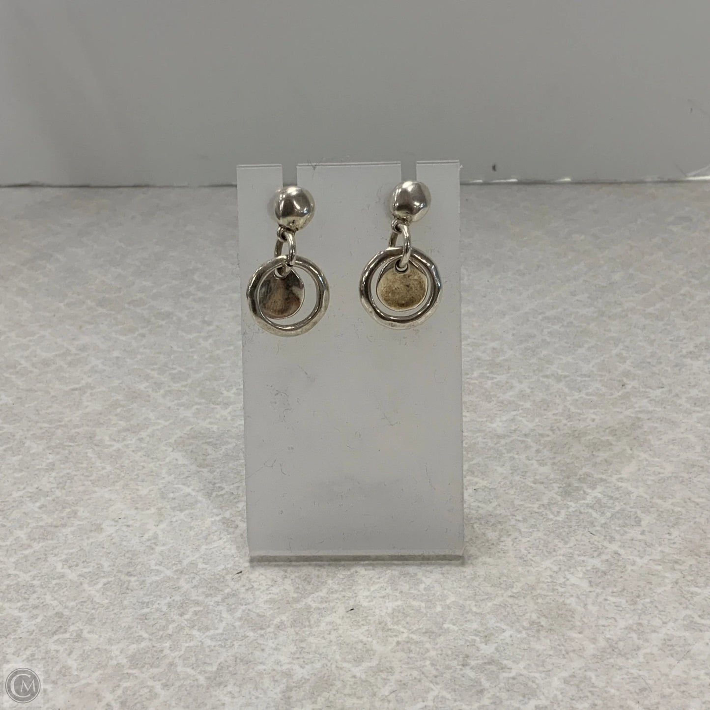 Earrings Dangle/drop By Uno De 50