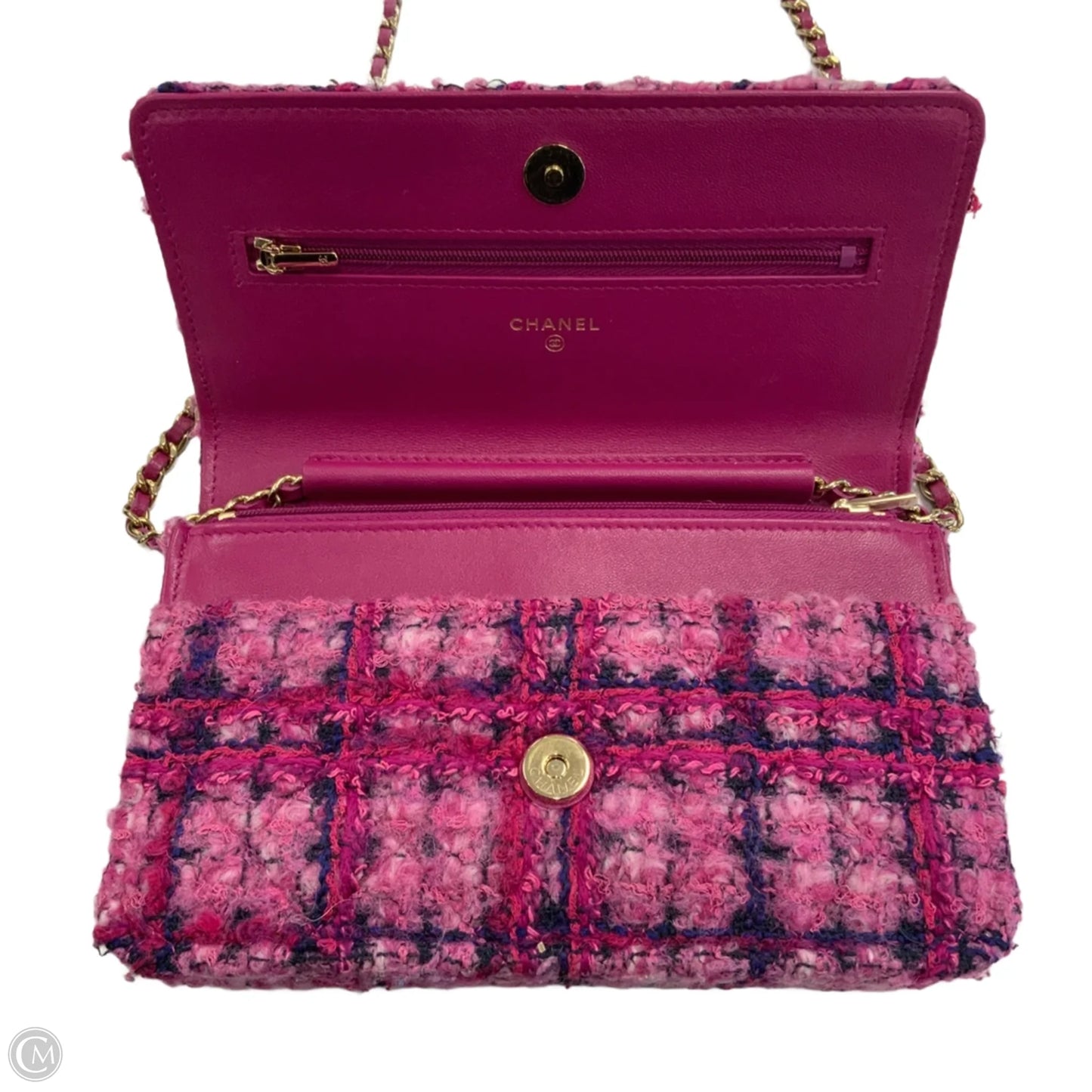 Crossbody Luxury Designer By Chanel, Size: Small