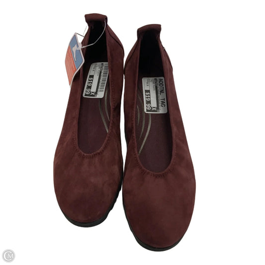 Shoes Flats By Aetrex In Red, Size: 9.5